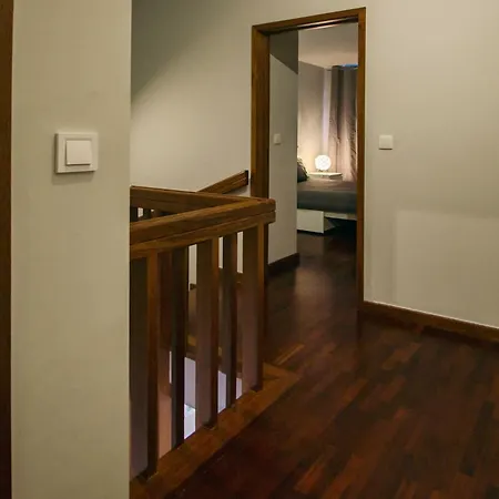 A Duplex Апартаменты